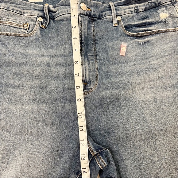 NWT-Good American Good Legs Cropped Jeans - Picture 5 of 11